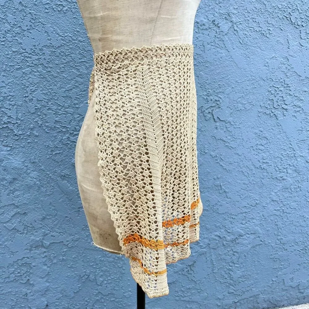 Vintage Crochet Apron in Beige and Orange Knit cottagecore - Picture 6 of 7